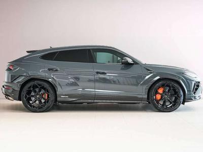 Lamborghini Urus Performante