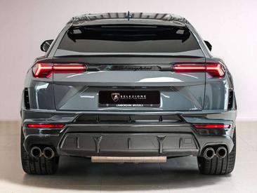 Lamborghini Urus Performante — photo 4