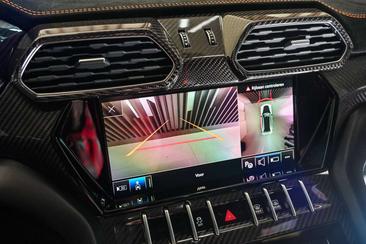 Lamborghini Urus Performante — photo 23
