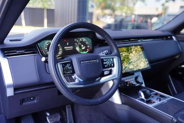 Land Rover Range Rover SV Head Up / Meridian Signature P 510 E — photo 4