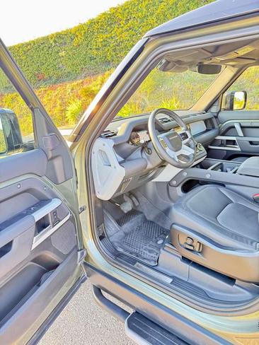 Land Rover Defender 90 X-Dynamic SE 3.0D I6 200 CV AWD Auto — photo 7