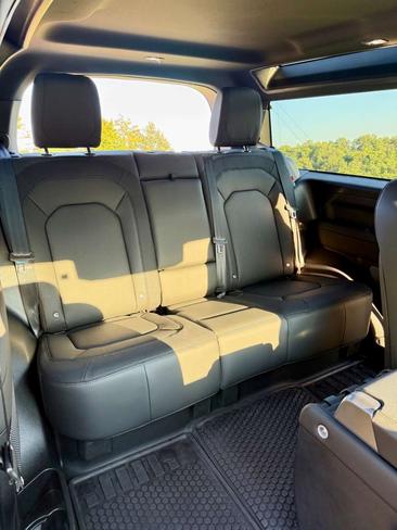 Land Rover Defender 90 X-Dynamic SE 3.0D I6 200 CV AWD Auto — photo 11