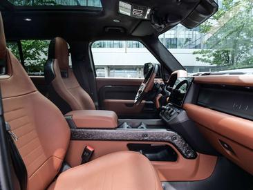 Land Rover Defender 130 Gris 4.4 V8 OCTA — photo 4