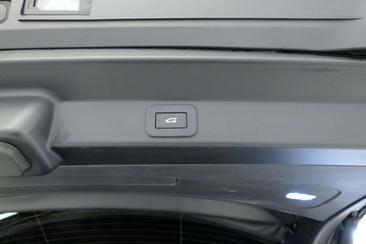 Land Rover Range Rover Sport D250 MHEV AWD Auto S — photo 17