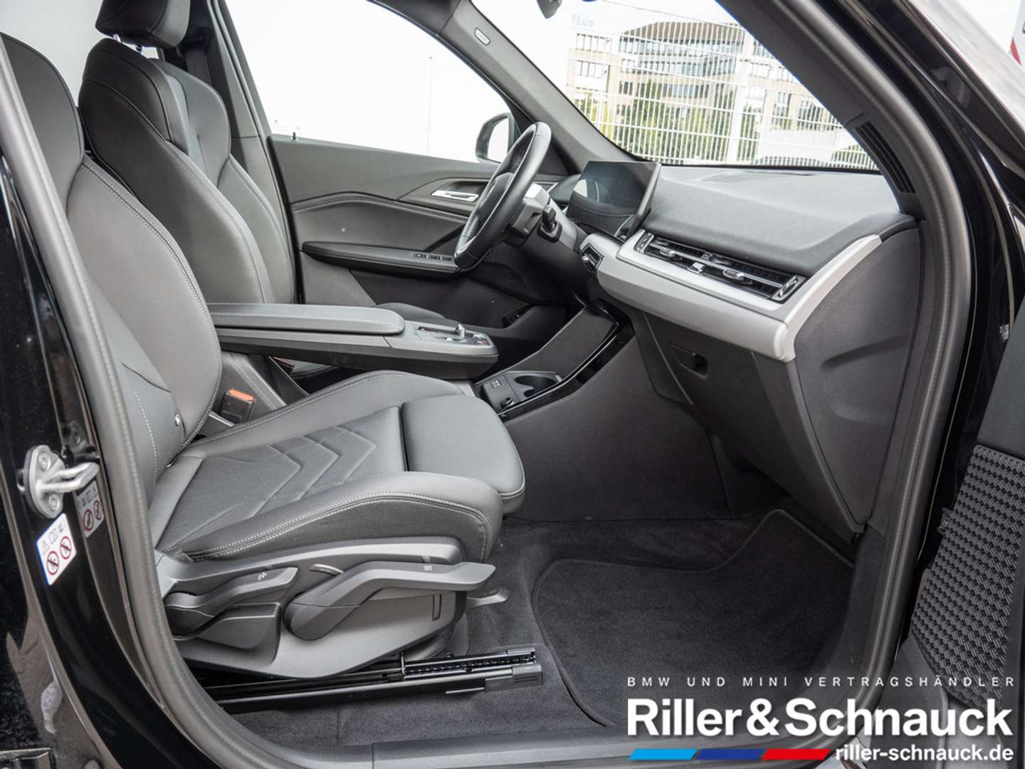 BMW IX1 XDrive30 - 2023 - Joinsteer - #6