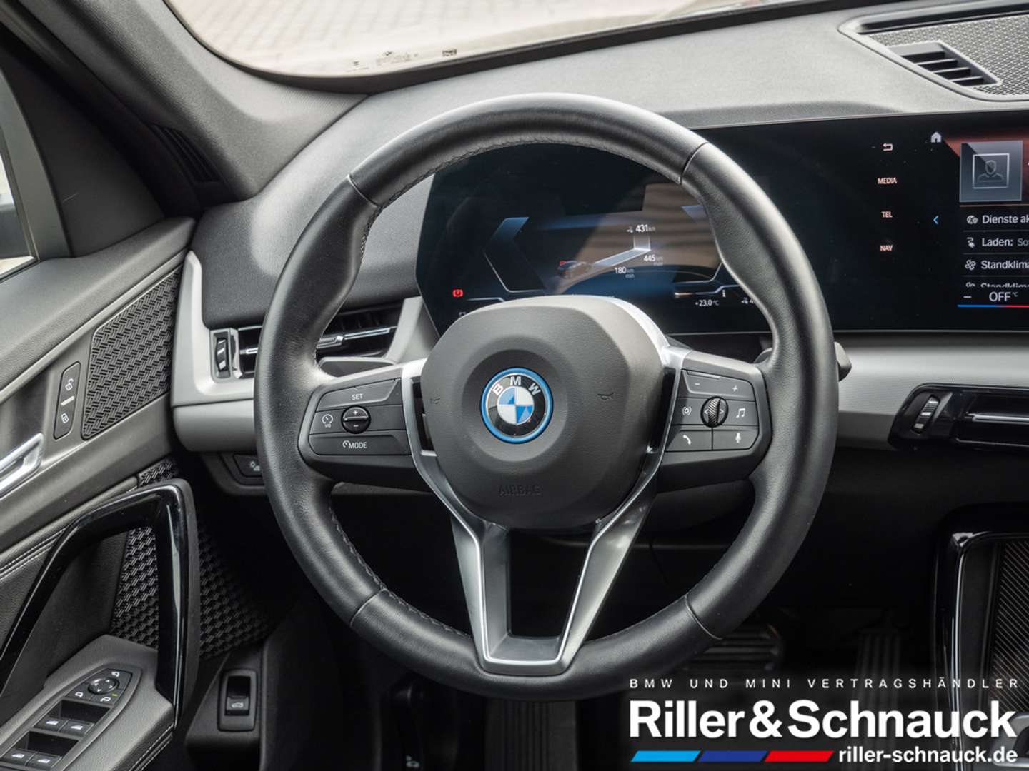 BMW IX1 XDrive30 - 2023 - Joinsteer - #9