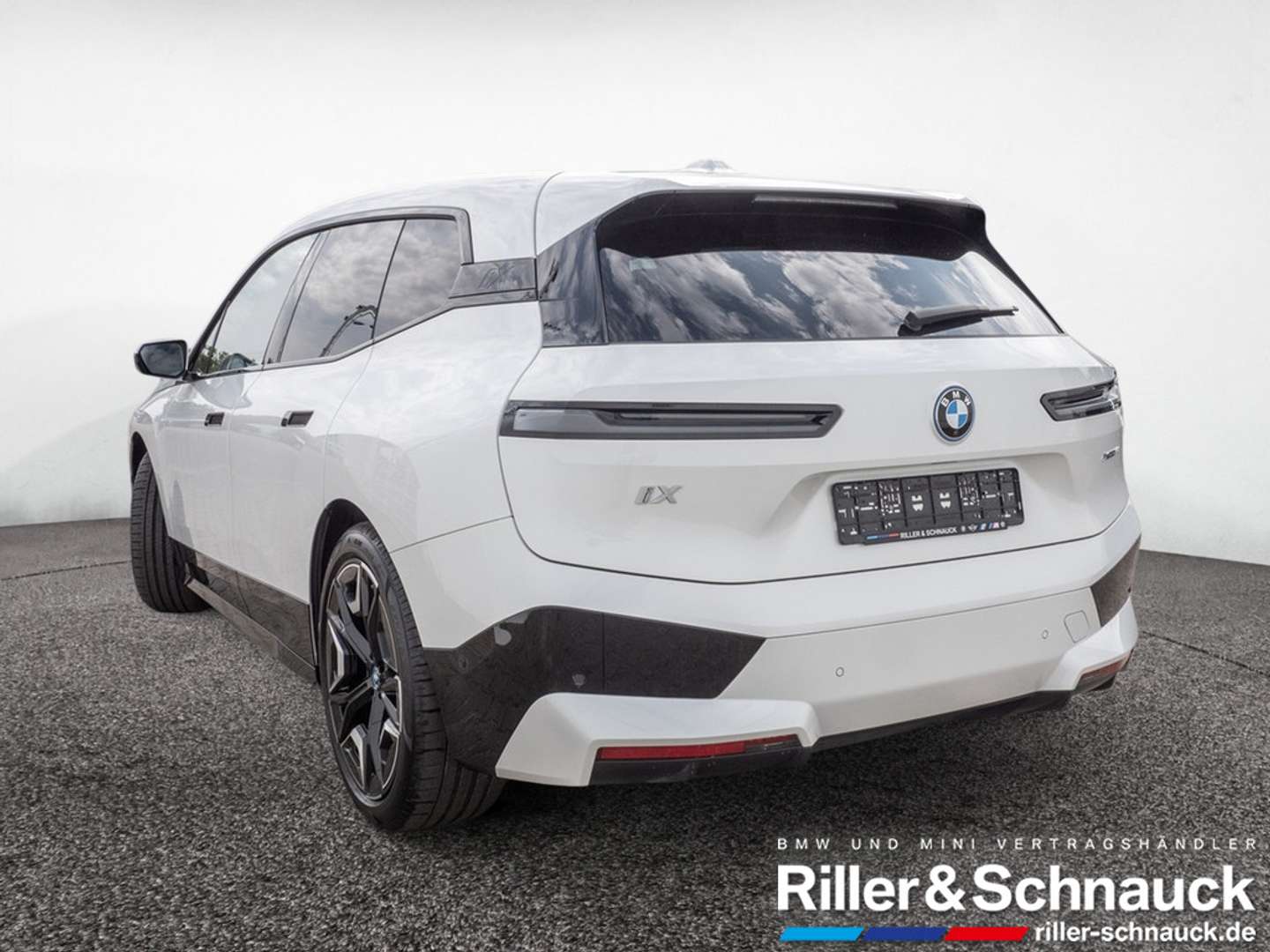 BMW IX XDrive40 - 2023 - Joinsteer - #3