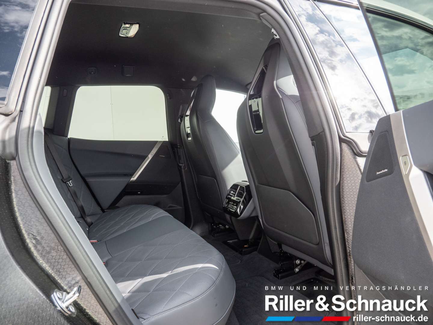 BMW IX XDrive40 - 2023 - Joinsteer - #7