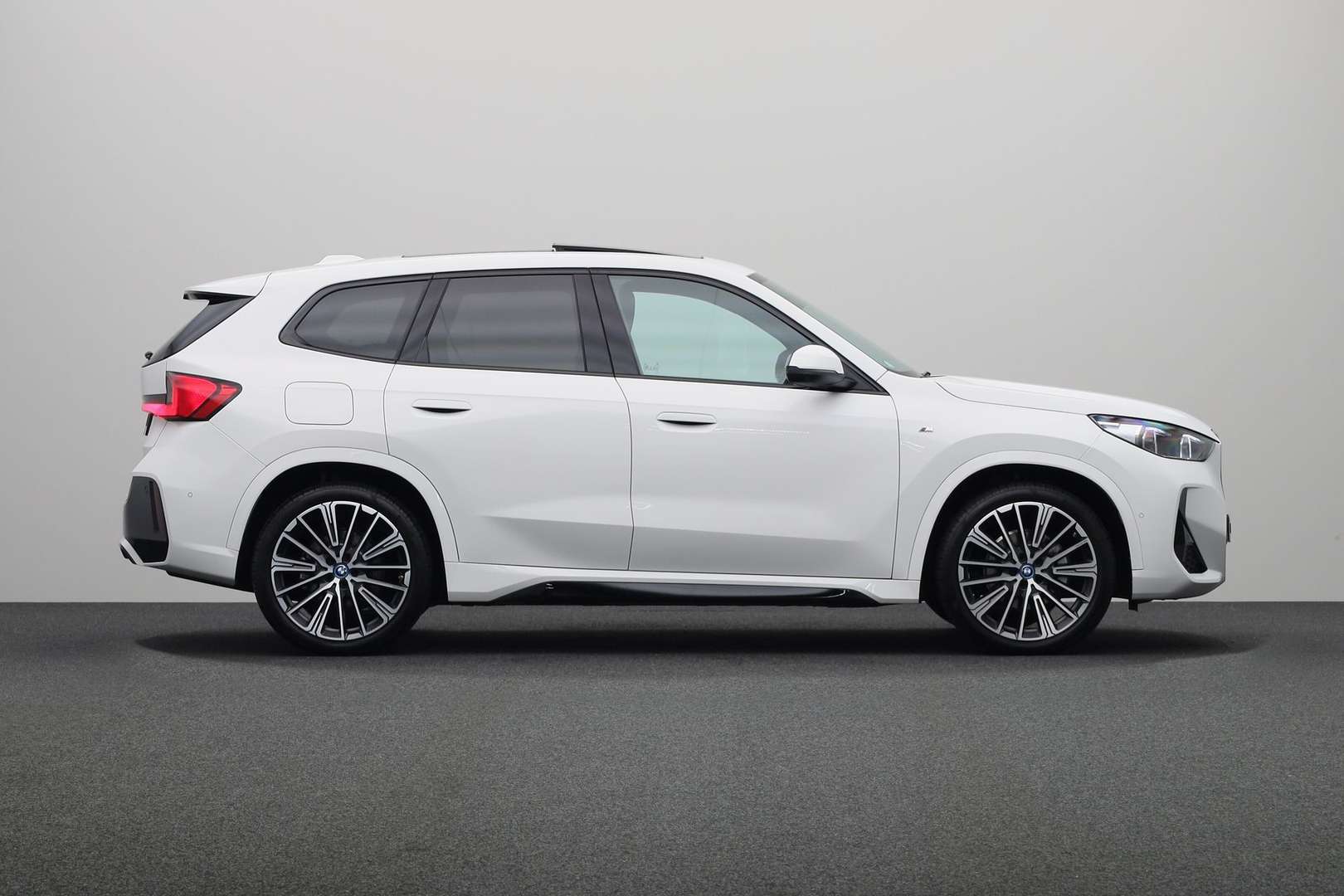 BMW IX1 M Sport EDrive20 - 2024 - Joinsteer - #7