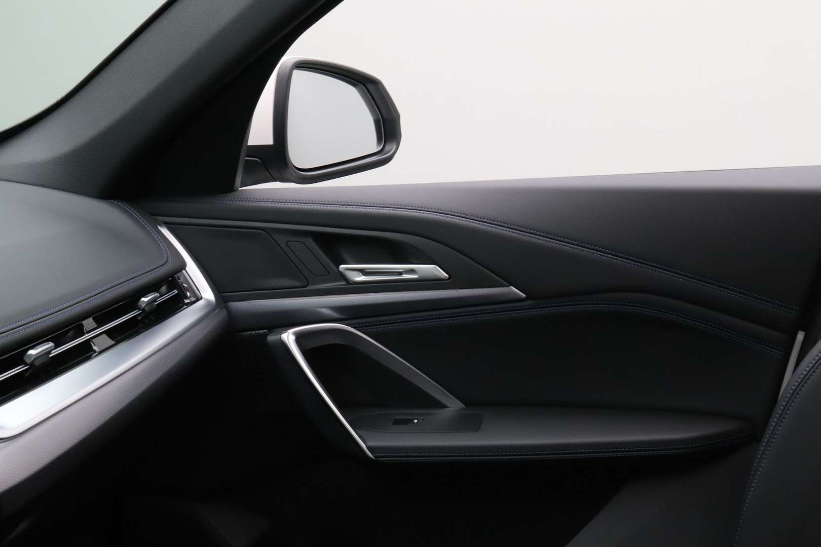 BMW IX1 M Sport EDrive20 - 2024 - Joinsteer - #12