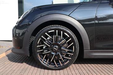 Mini 3 Portes Favoured Cooper — photo 3