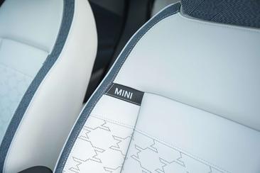 Mini Aceman Classic Cooper E — photo 38