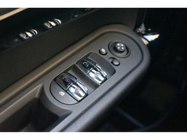 Mini Countryman COOPER SE — photo 8