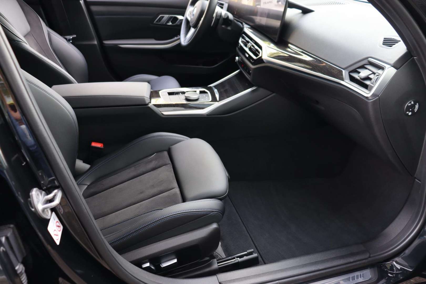 BMW Série 3 M Sport 330e - 2023 - Joinsteer - #8