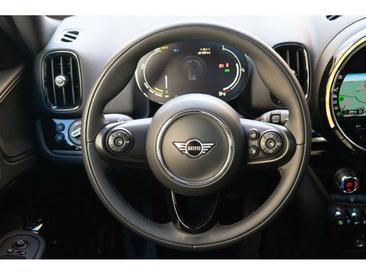 Mini Countryman COOPER SE — photo 39