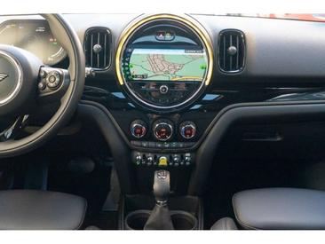 Mini Countryman COOPER SE — photo 45