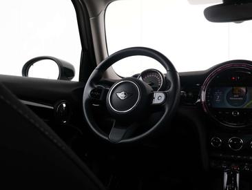 Mini 5 Portes Camden Cooper — photo 11
