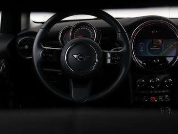 Mini 5 Portes Camden Cooper — photo 12