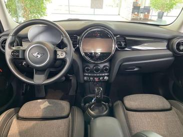 Mini Cooper E 2024 Noir — photo 5