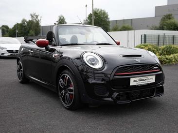 Mini Cabrio John Cooper Works — photo 2