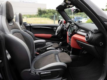 Mini Cabrio John Cooper Works — photo 7