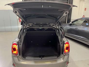 Mini Countryman COOPER D — photo 8