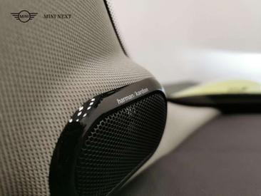 Mini Hatch Cooper S — photo 10