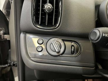 Mini Countryman COOPER D — photo 17