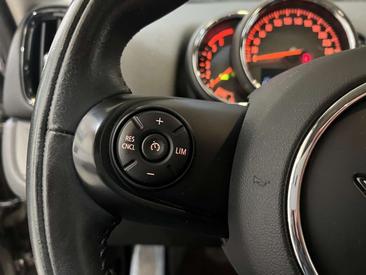 Mini Countryman COOPER D — photo 18