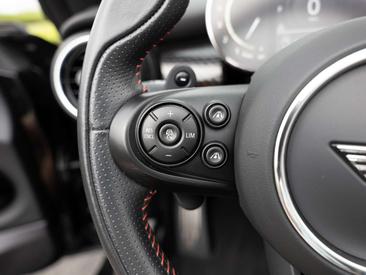 Mini Cabrio John Cooper Works — photo 20