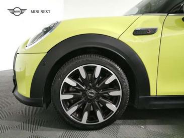 Mini Hatch Cooper S — photo 18
