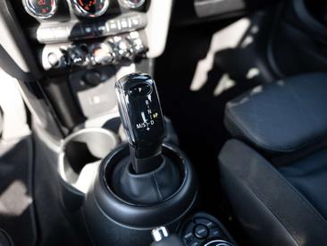 Mini Cabrio JCW Cooper — photo 18