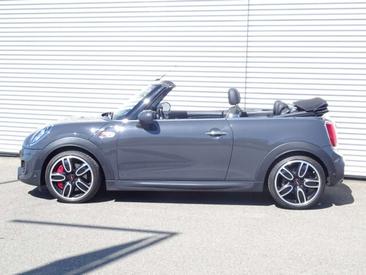 Mini Cabrio John Cooper Works — photo 3