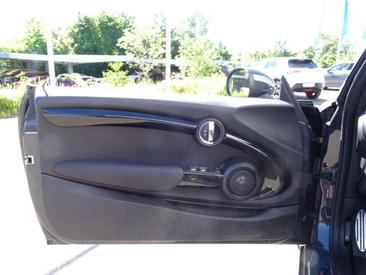 Mini Cabrio John Cooper Works — photo 10