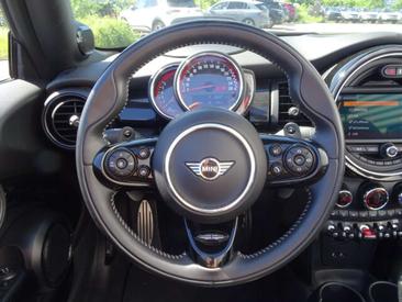 Mini Cabrio John Cooper Works — photo 13