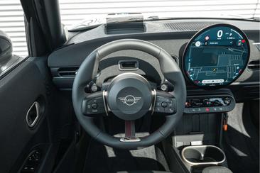 Mini Hatch JCW Cooper — photo 39