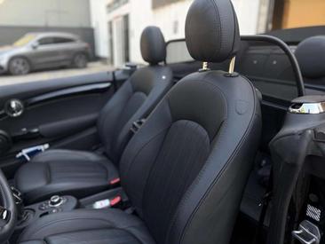 Mini Cabrio JCW Cooper — photo 9