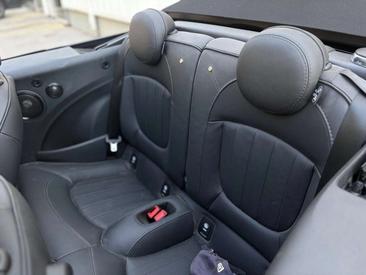 Mini Cabrio JCW Cooper — photo 11