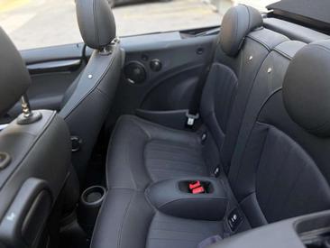 Mini Cabrio JCW Cooper — photo 12