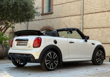 Mini Cabrio JCW One — photo 4