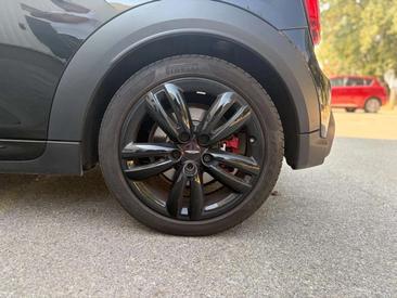 Mini Cabrio JCW Cooper — photo 26