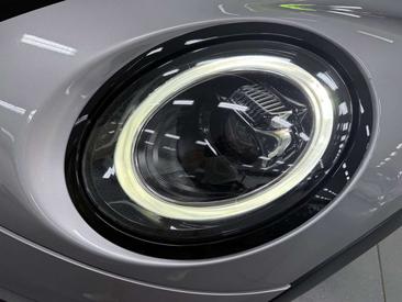 Mini 5 Portes Camden Cooper — photo 10