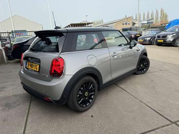 Mini Electric Camden Cooper SE — photo 4