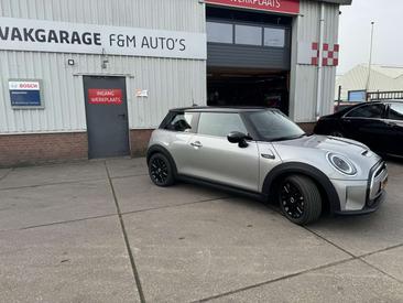 Mini Electric Camden Cooper SE — photo 6