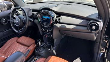Mini Cabrio COOPER — photo 11