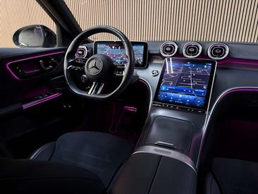 Mercedes Classe C 300 AMG Line — photo 10