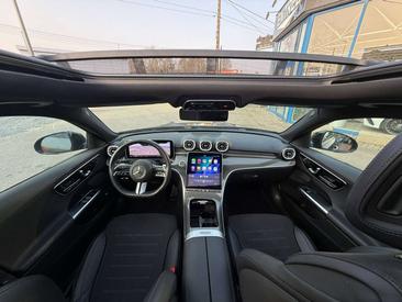 Mercedes Classe C 220 Night Edition — photo 26