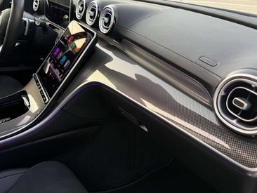 Mercedes Classe C 220 Night Edition — photo 28