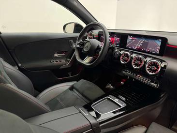 Mercedes Classe A 250 AMG Line — photo 17