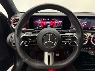 Mercedes Classe A 250 AMG Line — photo 26